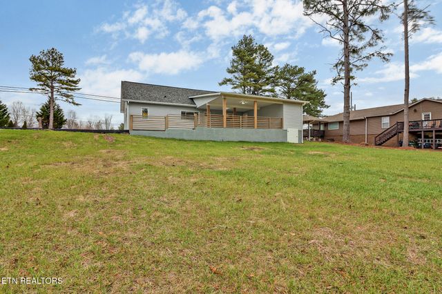 1177 Sparta Hwy, Crossville, TN 38572