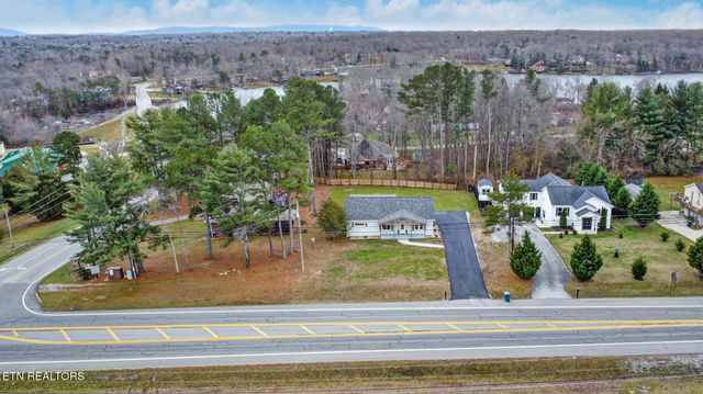 1177 Sparta Hwy, Crossville, TN 38572