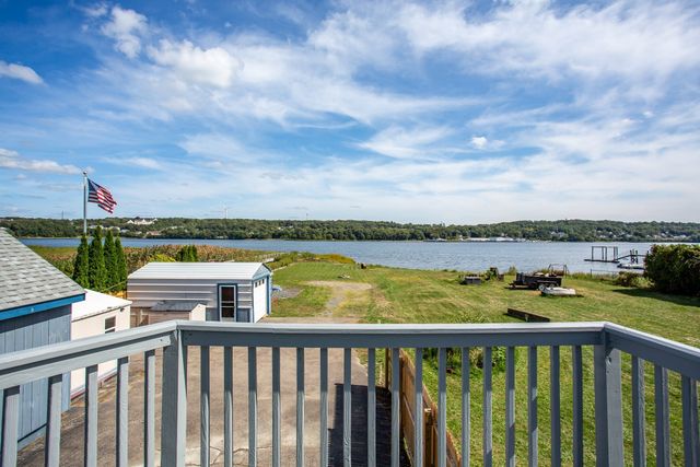 2714 Riverside Avenue, Somerset, MA 02726