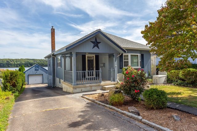 2714 Riverside Avenue, Somerset, MA 02726