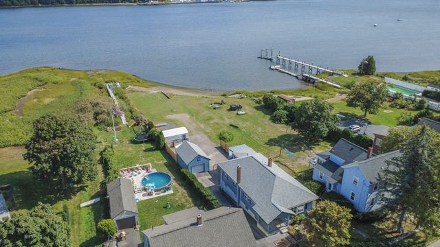 2714 Riverside Avenue, Somerset, MA 02726