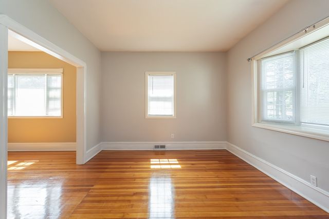 2714 Riverside Avenue, Somerset, MA 02726