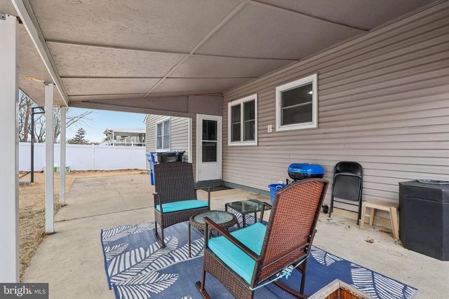 910 HOWE DR, Turnersville, NJ 08012