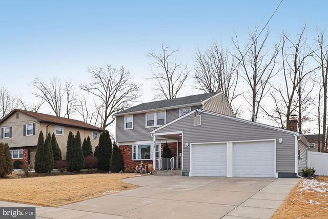 910 HOWE DR, Turnersville, NJ 08012