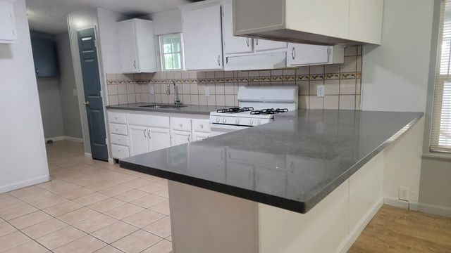 12234 Clay Station Rd, Herald, CA 95638