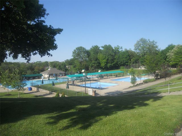 240 Garth Road 2G2, Scarsdale, NY 10583