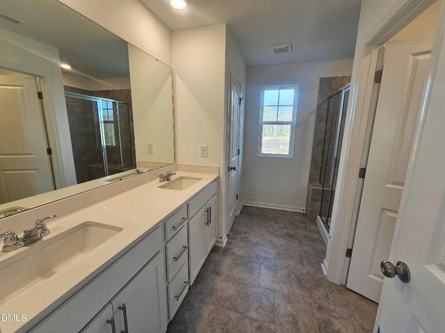 945 Glowing Star Lane, Angier, NC 27501