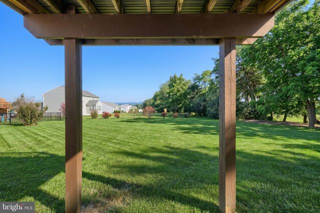 137 KIMBERLY LN, East Berlin, PA 17316