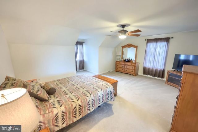 137 KIMBERLY LN, East Berlin, PA 17316