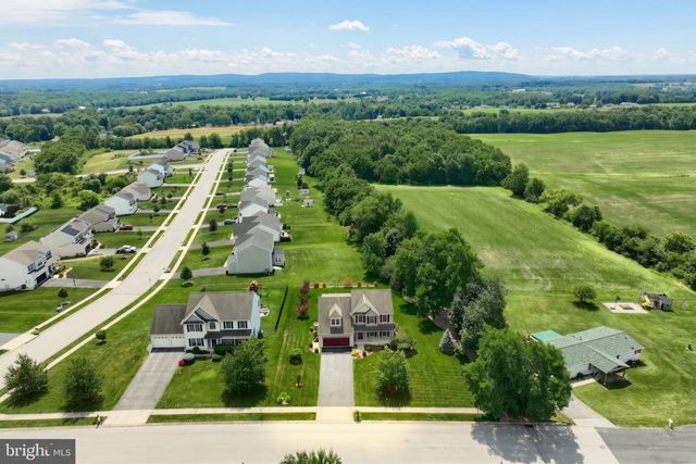 137 KIMBERLY LN, East Berlin, PA 17316