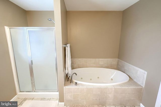 137 KIMBERLY LN, East Berlin, PA 17316