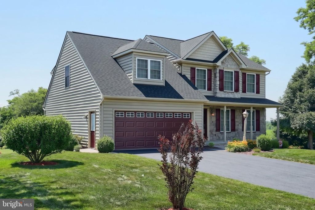137 KIMBERLY LN, East Berlin, PA 17316