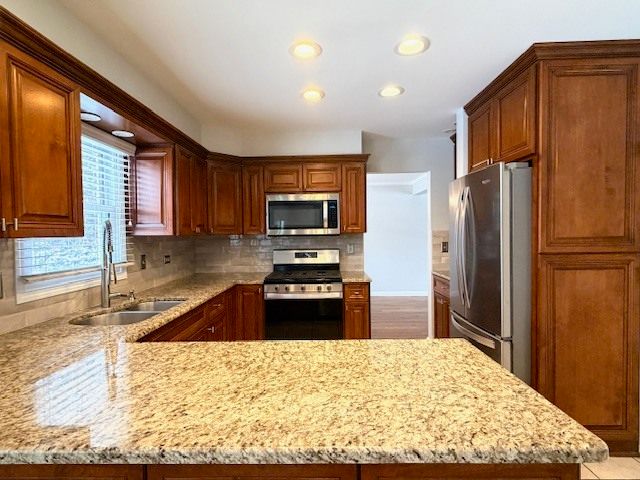 5N575 Abilene Trail, Bloomingdale, IL 60108