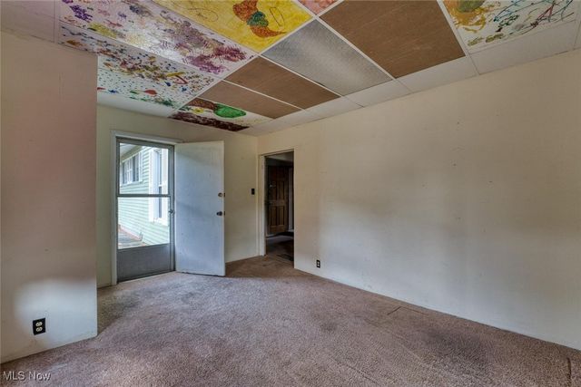 23 Madison Street, Glouster, OH 45732