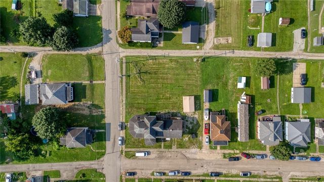 23 Madison Street, Glouster, OH 45732