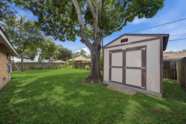 5606 Carew Street, Houston, TX 77096