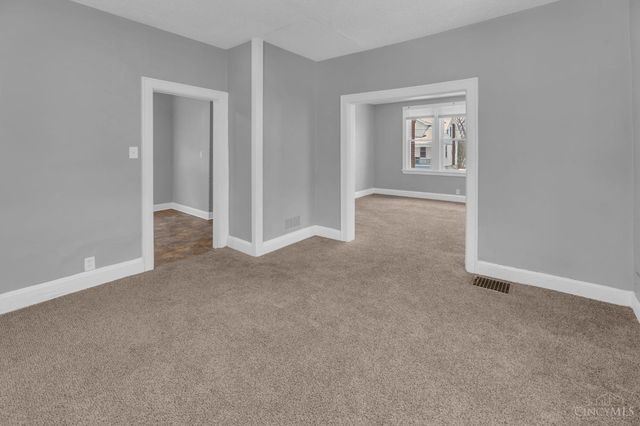 1114 Fairbanks Ave, Cincinnati, OH 45205