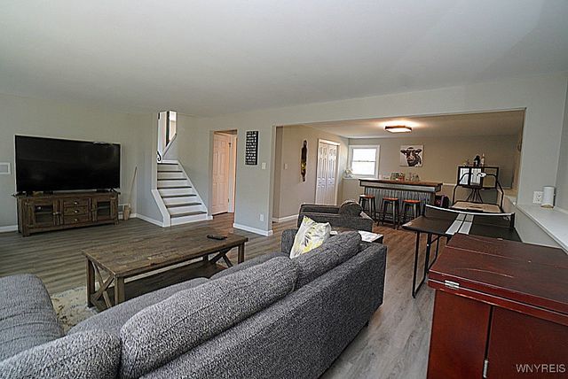 457 Cherry Lane, Lewiston, NY 14092