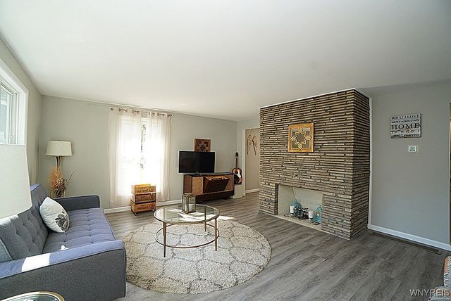 457 Cherry Lane, Lewiston, NY 14092