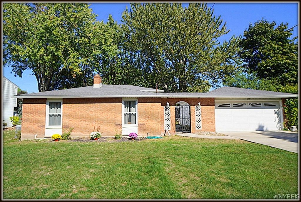 457 Cherry Lane, Lewiston, NY 14092