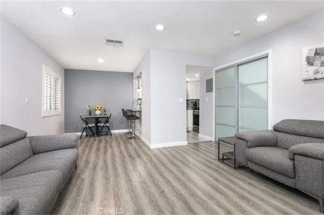 618 N Howard Street 128, Glendale, CA 91206