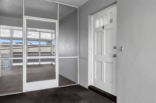 1049 NW 30th Court 3, Wilton Manors, FL 33311