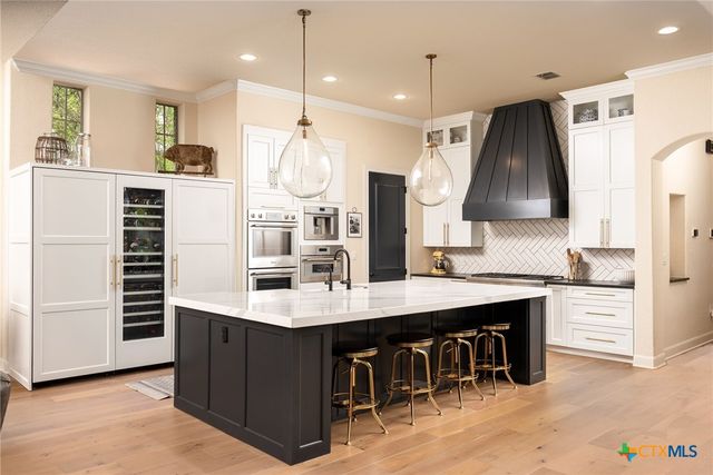 376 San Marcos Trail, New Braunfels, TX 78132