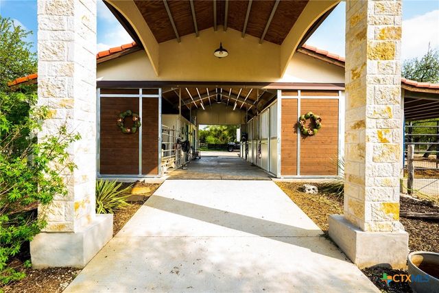 376 San Marcos Trail, New Braunfels, TX 78132