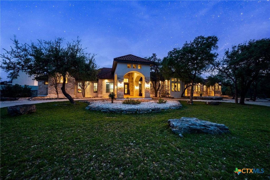 376 San Marcos Trail, New Braunfels, TX 78132