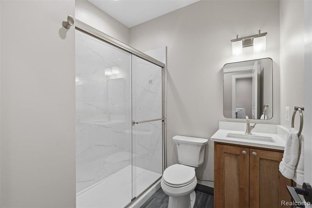 2535 Biddle Avenue, Wyandotte, MI 48192