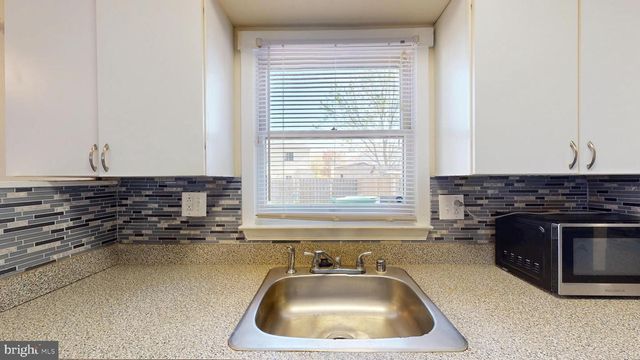 2409 FERRELL CT, Waldorf, MD 20602