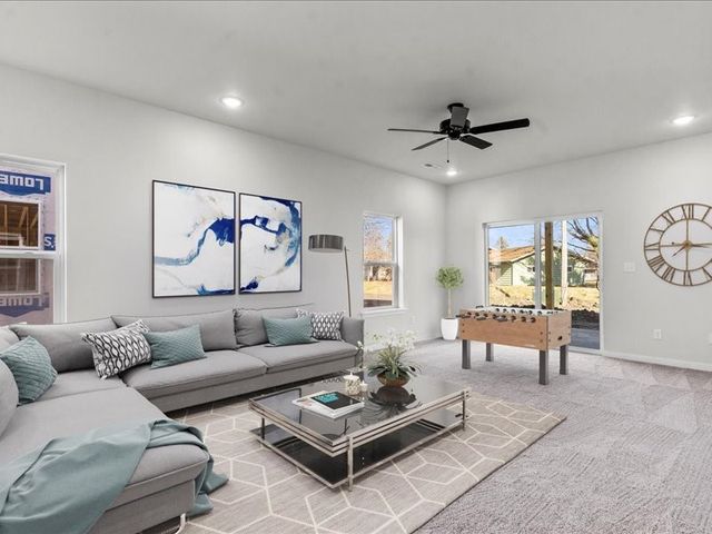 425 N Stewart Street, North Liberty, IA 52317