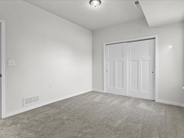 425 N Stewart Street, North Liberty, IA 52317