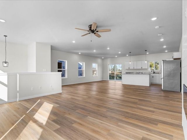 425 N Stewart Street, North Liberty, IA 52317