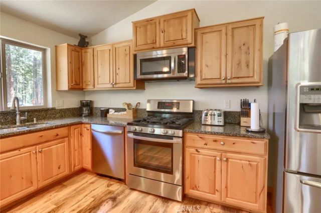 7400 Choke Cherry Lane, Yosemite, CA 95389