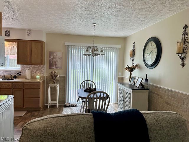 1298 Elberon Avenue, Salem, OH 44460