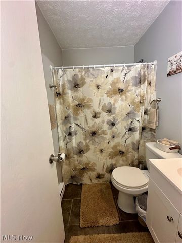 1298 Elberon Avenue, Salem, OH 44460