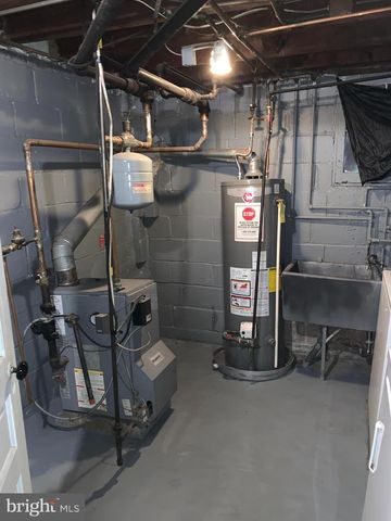 2716 W LANVALE ST, Baltimore, MD 21216