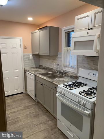 2716 W LANVALE ST, Baltimore, MD 21216