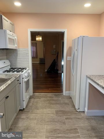 2716 W LANVALE ST, Baltimore, MD 21216