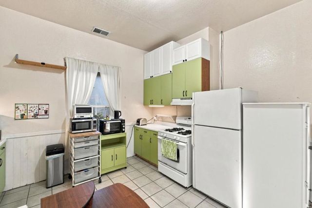 5457 Vicente Way, Oakland, CA 94609