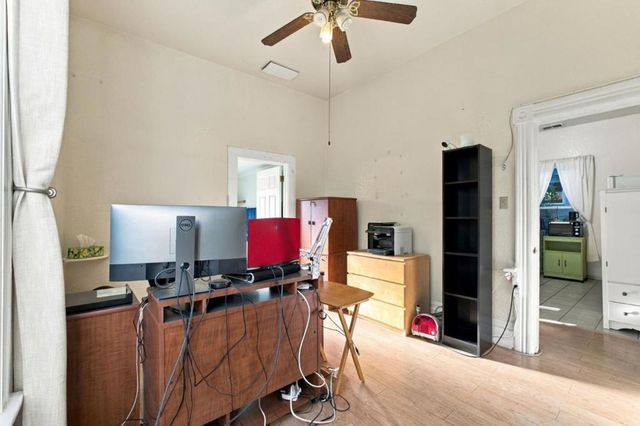 5457 Vicente Way, Oakland, CA 94609