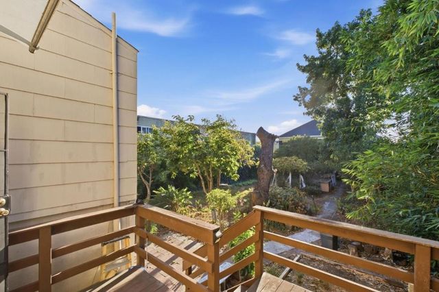 5457 Vicente Way, Oakland, CA 94609
