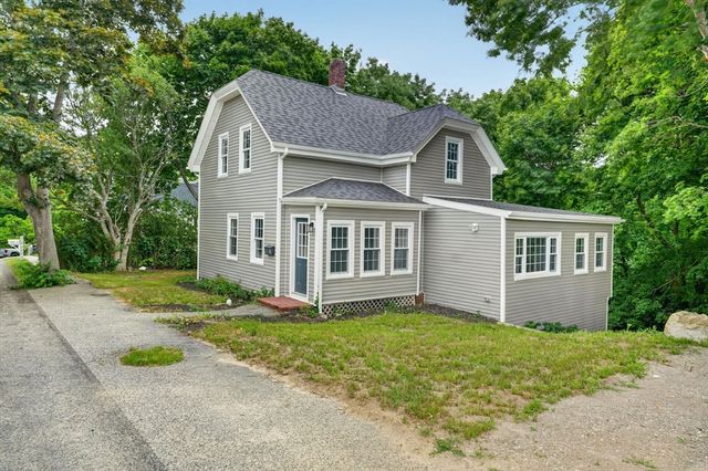 3 Birch Ave, Plymouth, MA 02360