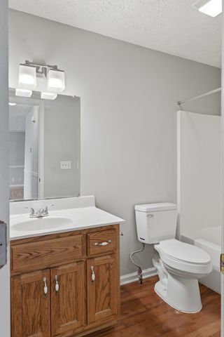314 Reeves Ct, Springfield, TN 37172