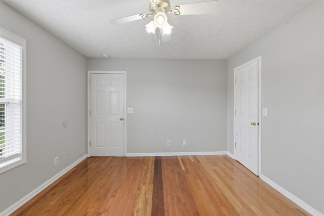 314 Reeves Ct, Springfield, TN 37172