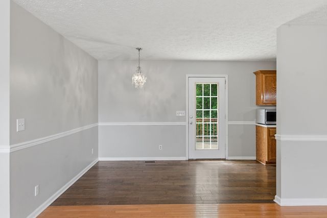 314 Reeves Ct, Springfield, TN 37172