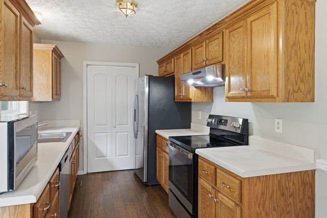 314 Reeves Ct, Springfield, TN 37172