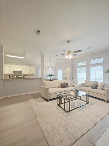 3810 Paigewood Drive, Pearland, TX 77584