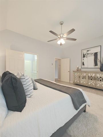 3810 Paigewood Drive, Pearland, TX 77584